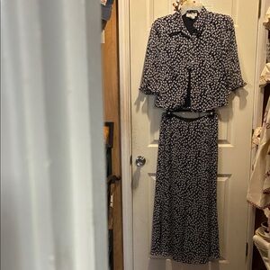 Elegant Black and White Skirt Set